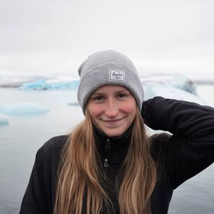 Meet your Posher, Anne-marie